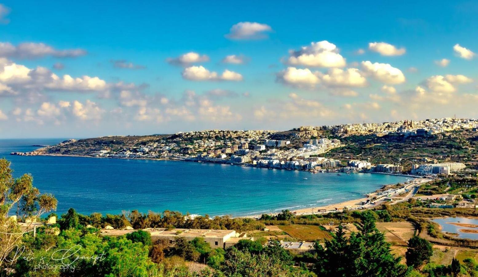 9Ten11 Seafront By Homely Mellieħa Екстериор снимка